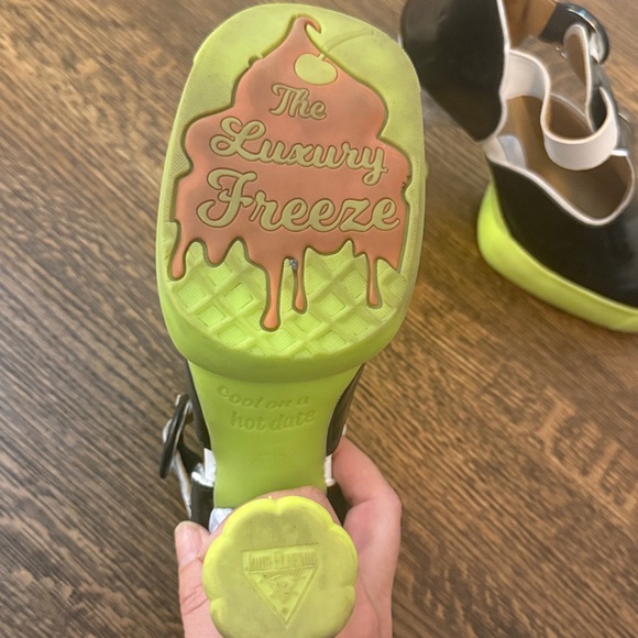 Luxury freeze Hanna banana split Fluevog platforms - Picture 5 of 8